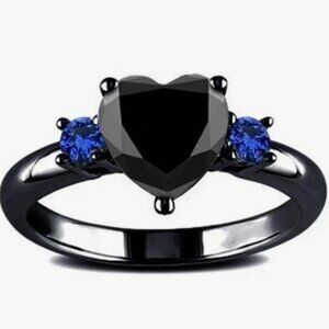 Gothic Style Ring Inlaid Dark zirconia In Heart Shape 14k Gold Plated size 10